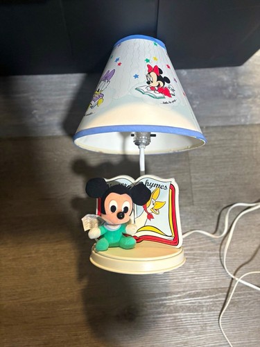 Dolly disney nursery table - disney,